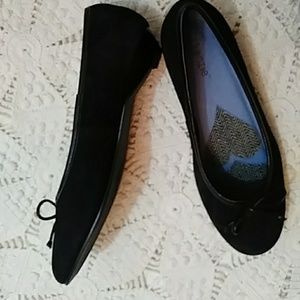 Kenzie black suede ballet flats-sz 8 1/2M
